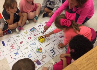 „ZümInformatika”: a méhek fontosságával ismerkednek a mórahalmi óvodások