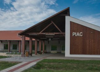 Újra megnyitotta kapuit a zákányszéki piac