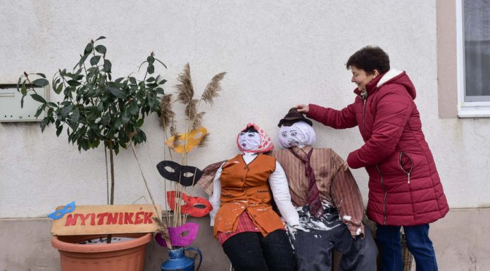 Kiszebábok lepik el Zákányszék utcáit (Galéria)