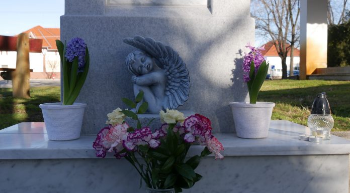 A meg nem született gyermekeknek állítottak emlékhelyet Zákányszéken és Bordányban