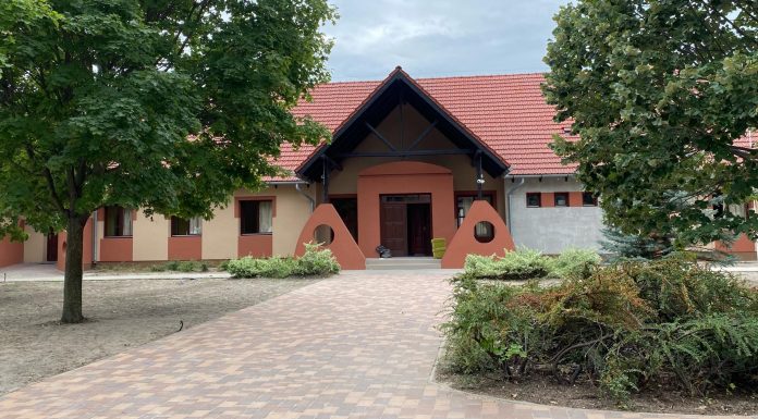 A 150 fős kollégiumhoz már a kivitelezőt keresik Mórahalmon – Addig két ideiglenes szállás biztosítja a középiskolások elhelyezését