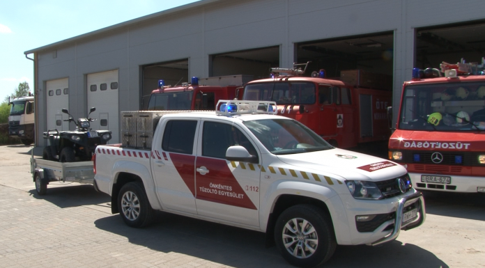 Új járművekkel bővült a mórahalmi önkéntes tűzoltók gépparkja – Terepjáróval és quaddal sietnek majd segíteni