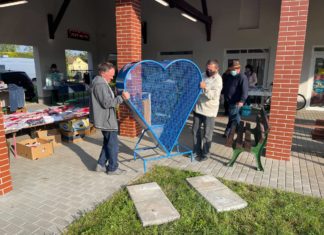 Kupakgyűjtő szívet helyeztek el Zákányszéken (Galéria)