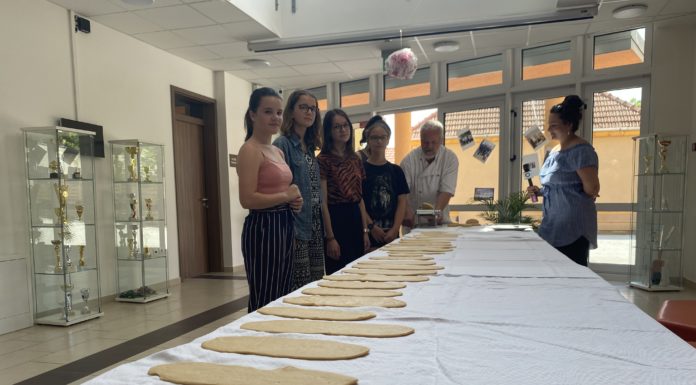 Házi tésztát és gyümölcsturmixot is készítenek a chefpalánták Mórahalmon (Galéria)