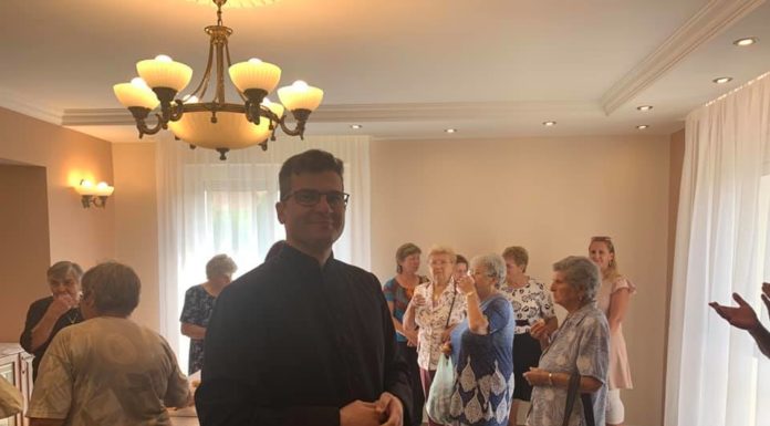 Megnyitotta kapuit a ruzsai plébánia új közösségi tere