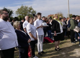 Letették a 150 férőhelyes kollégium alapkövét Mórahalmon – A háromszintes intézmény egy év múlva már fogadhatja a diákokat