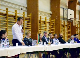 Két év eseményeiről számoltak be Domaszéken, a közmeghallgatáson