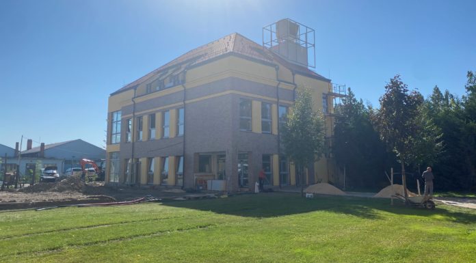 Modern vendéglátó-gyakorlóhely épül Mórahalmon