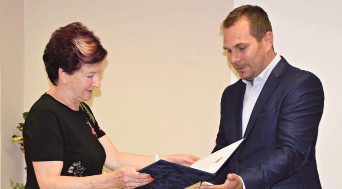 Domaszék új díszpolgára Dr. Kalivoda-Kovács Zsuzsanna háziorvos – 40 év után is szívesen megy be a rendelőbe