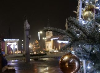 Több mint ezer karácsonyi csomag teszi szebbé a mórahalmi idősek és nélkülöző családok ünnepét