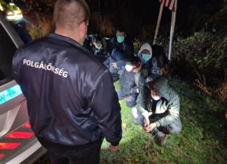 Minden nap szolgálatban – Tavaly tízezer óránál is többet voltak szolgálatban a röszkei polgárőrök