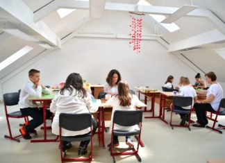 Közel 700 millió forintból újult meg a mórahalmi iskola