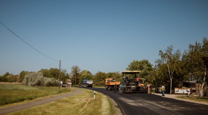 Tovább fejlődik a Homokhátság úthálózata