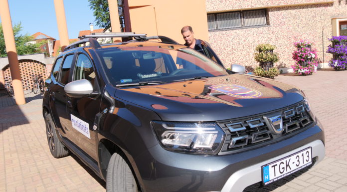 Új autót kaptak a mórahalmi polgárőrök