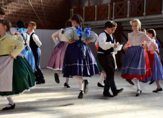 A művészeti iskola növendékei táncoltak Domaszéken