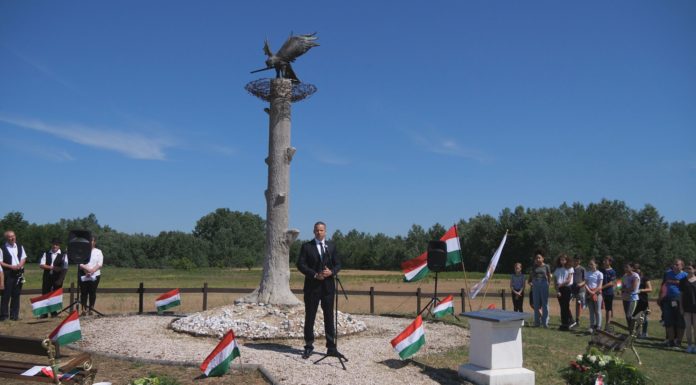 Megmutatják a gyermekeknek, mit jelent magyarnak lenni – Összetartozás Napja Ásotthalmon