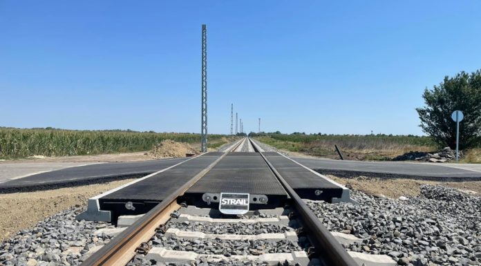 Szombatig minden vasúti átjárót megnyitnak Röszkén