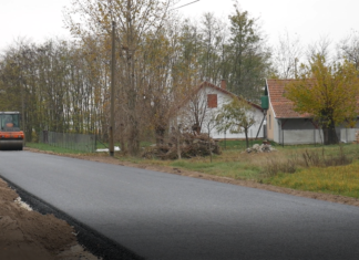 Megújult három útszakasz Mórahalmon