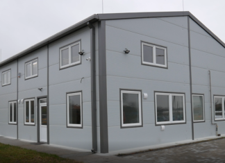 Üzemcsarnokot adtak át Sándorfalván