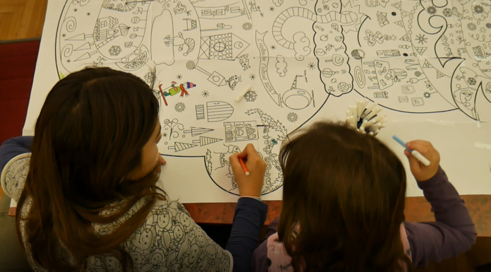 Gyertyatartó és Mikulás is készült a mórahalmi családi napon – megkezdődött az ünnepre hangolódás az Aranyszömben