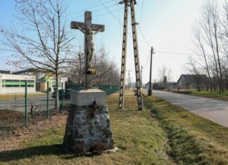 Települési értékké váltak a mórahalmi útszéli keresztek