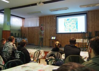 Az Afrika múzeum munkatársa tartott előadást az ásotthalmi erdészeti iskolában