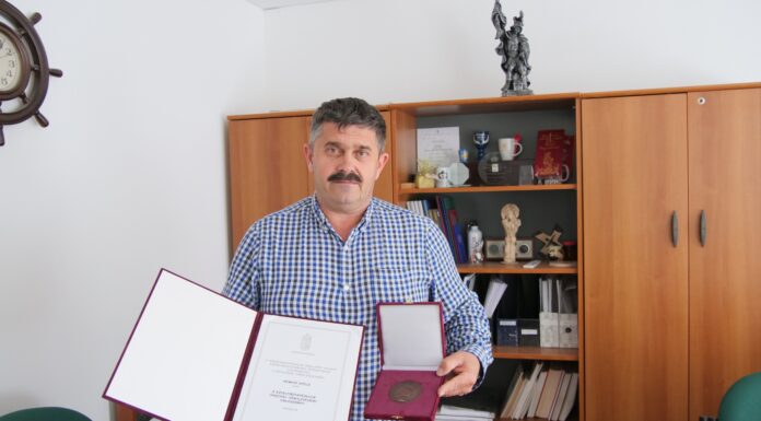 A Belügyminisztérium kitüntetését vehette át a mórahalmi önkéntes tűzoltó