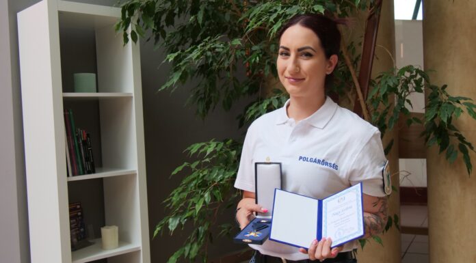 Rangos kitüntetést kapott Nagy Szilvia, mórahalmi polgárőr