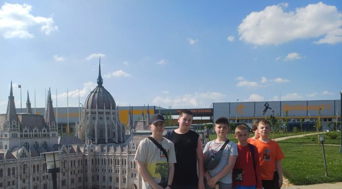 Lengyel delegáció vendégeskedett a mórahalmi Ezer Év Parkjában