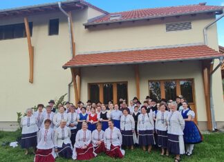 Mórahalmi csoportok léptek fel a szerbiai Palicson