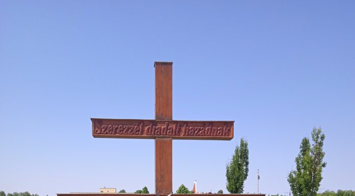 A nemzeti összetartozást ünnepelték és Trianonra emlékeztek Mórahalmon