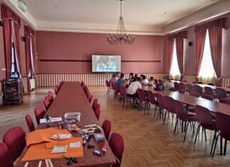 A mórahalmi fejlesztő ház ellátottjai az Aranyszömben vendégeskedtek