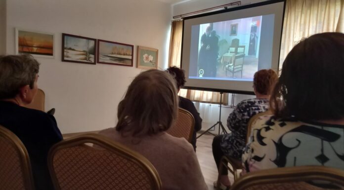 Továbbra is zajlik a KönyvtárMozi program a pusztamérgesi könyvtárban