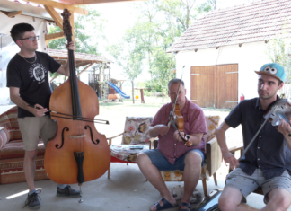 Elkezdődött a IV. Homokháti Népzenetábor Üllésen