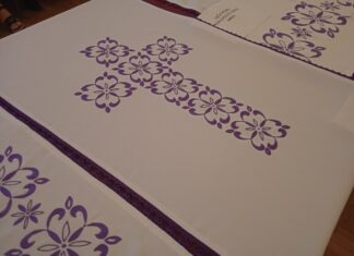 Igazi kuriózum a Homokháti Búcsú kísérő rendezvénye – oltárterítők kiállítása Mórahalmon