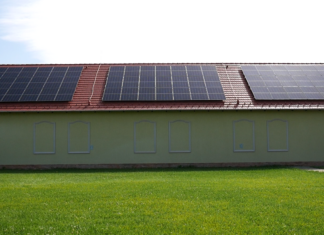 További épületekre kerülnek napelemek Mórahalmon