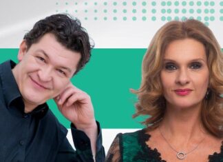 Janza Kata Mórahalmon énekel nekünk