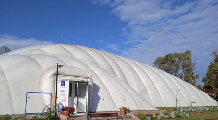 Szombaton nyit a fedett úszómedence Mórahalmon