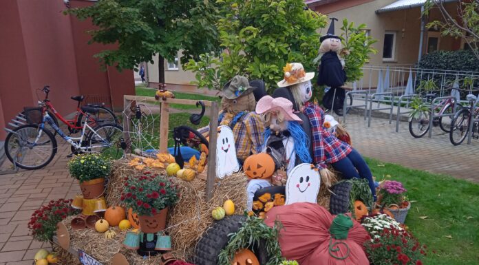 Óvodások díszítették Mórahalom belvárosát