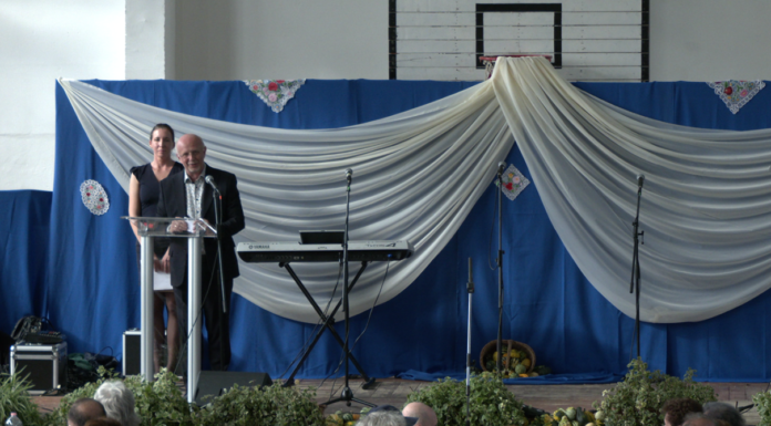 Vendéglátással és műsorral ünnepelték Mórahalom szépkorú lakosait