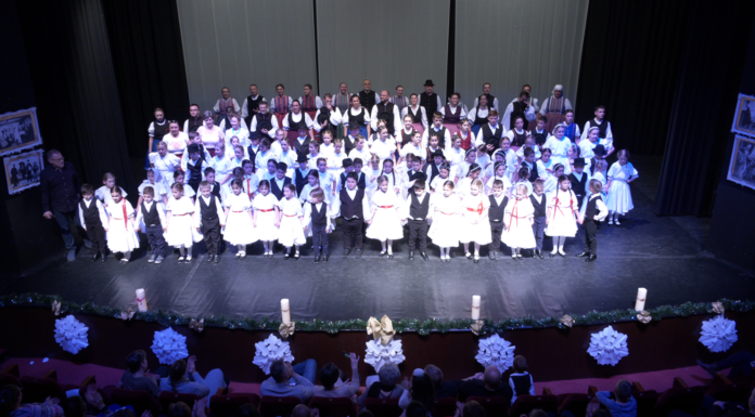 A téli ünnepkör hagyományait keltették életre a mórahalmi néptáncosok