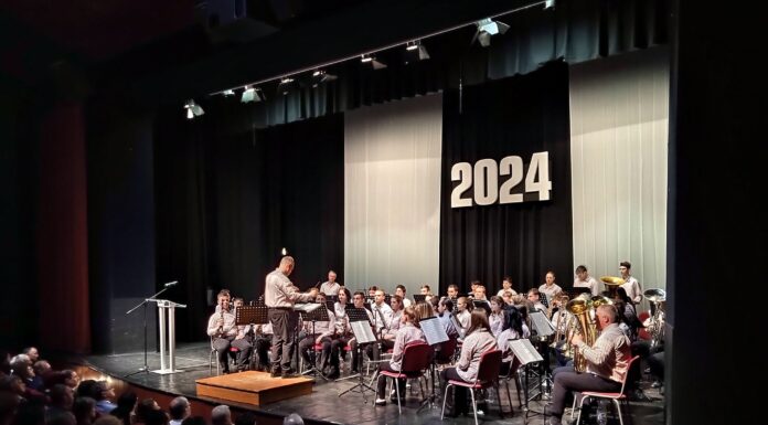 Máris teltházas a Mórahalmi Fúvószenekar vajdasági koncertje