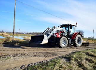 Megkezdődtek az idei útjavítási munkálatok Domaszéken