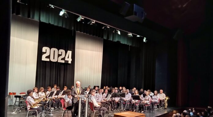 Zenével és díjátadóval köszöntötte az új évet Mórahalom közössége