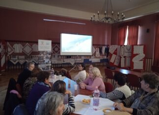 A Móra-Net Tv filmje a nyugdíjasklubban