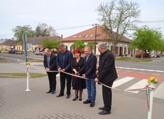 Ismét megújult egy kerékpárútszakasz Sándorfalván