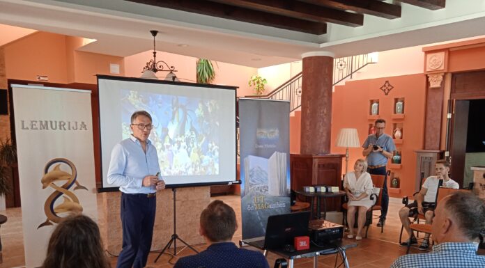 Könyvbemutatóval ünnepelték a magyar költészet napját a mórahalmi szerb kulturális központban