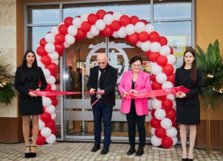 Mórahalmon nyitotta meg legújabb boltját a Rossmann