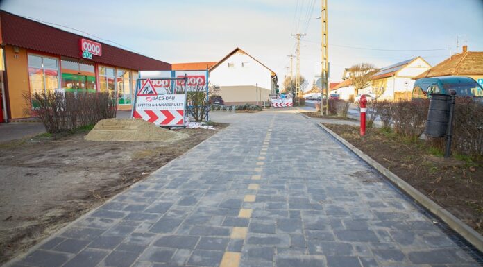 Tovább épül a kerékpárút Mórahalmon