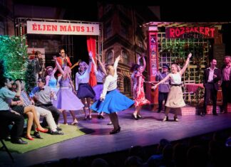 Telt ház előtt mutatták be a Made in Hungária musicalt Mórahalmon